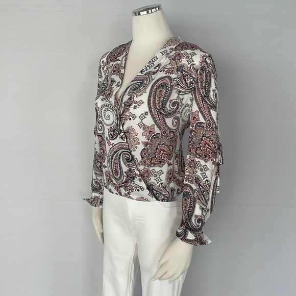 WHBM Paisley Print Surplice Blouse Size 0 - Picture 8 of 13